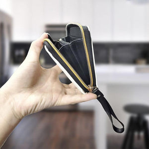 Horse Holding Daisy Women Clutch Purse