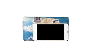 Explore The World With Your English Golden Retriever - Women Wallet V5